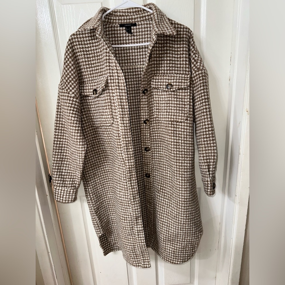 Shacket - Picture 2 of 7